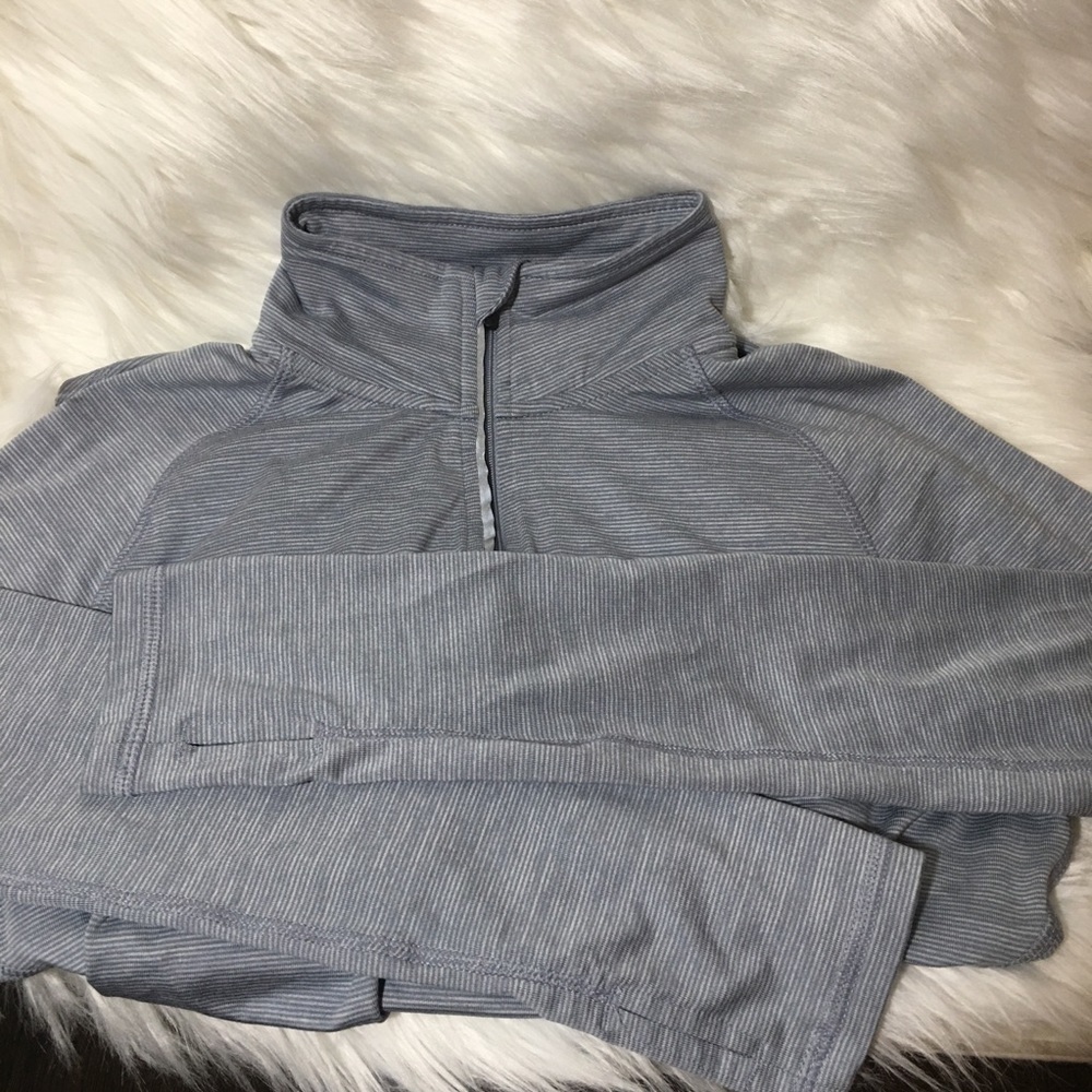 🎉HP🎉CHAMPION SPORTS PULLOVER TOP - Picture 6 of 7